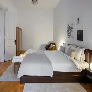 Felsoerdosor , Budapešť Maďarsko